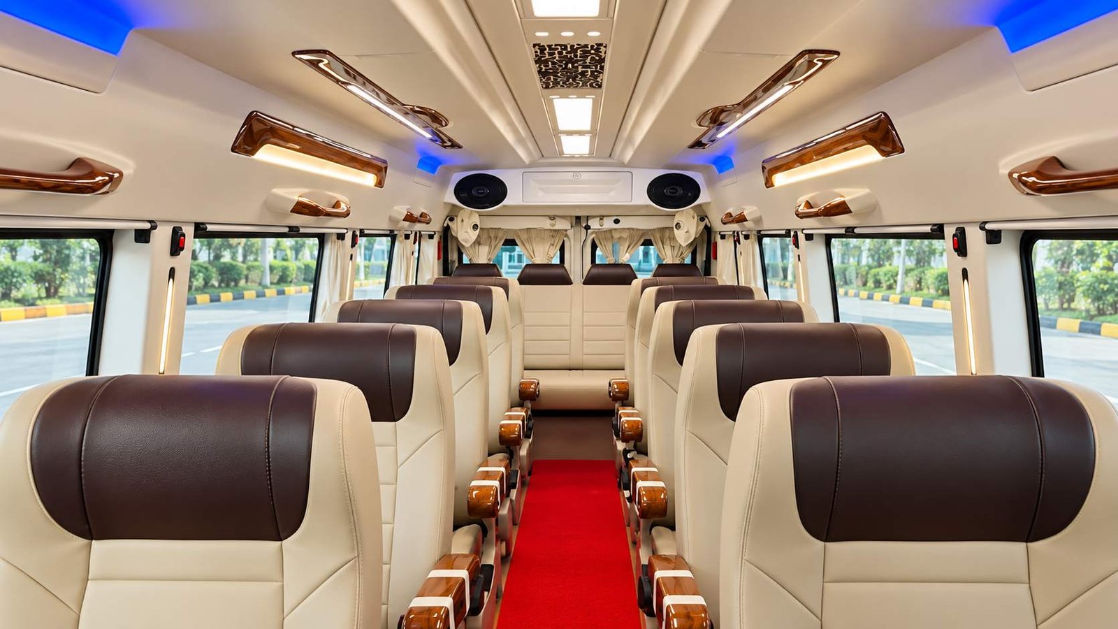 22 Seater Tempo Traveller